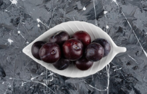 How Black Plums Can Help You Age Gracefully and Stay Energized