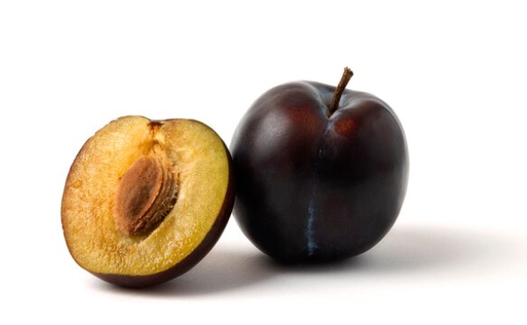 How Black Plums Can Help You Age Gracefully and Stay Energized